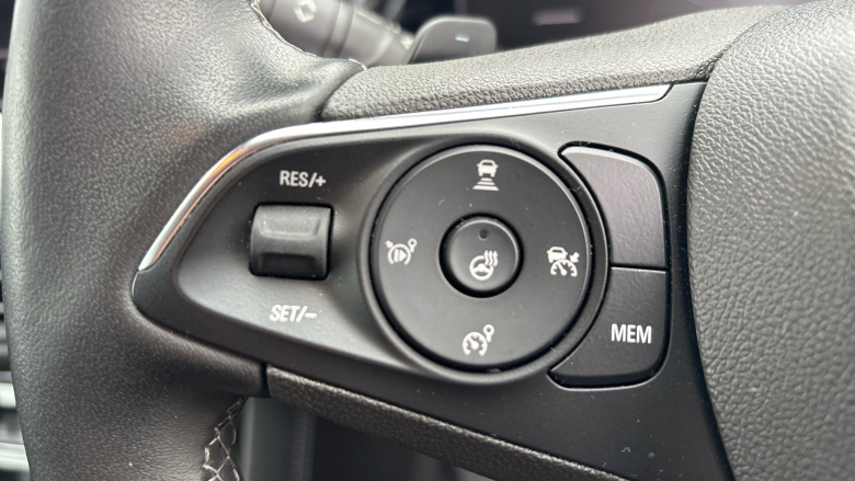 Vauxhall Grandland 1.2 Turbo Ultimate 5dr Auto Petrol Hatchback